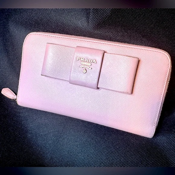 Prada Pink Bow Saffiano Zip Wallet Continental RARE DISCONTINUED - Picture 1 of 12